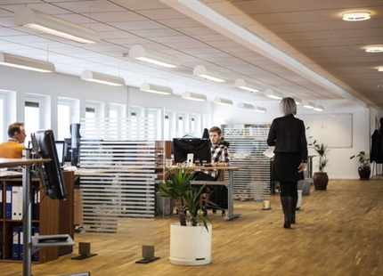 Kritisabelt indeklima blandt kontoransatte