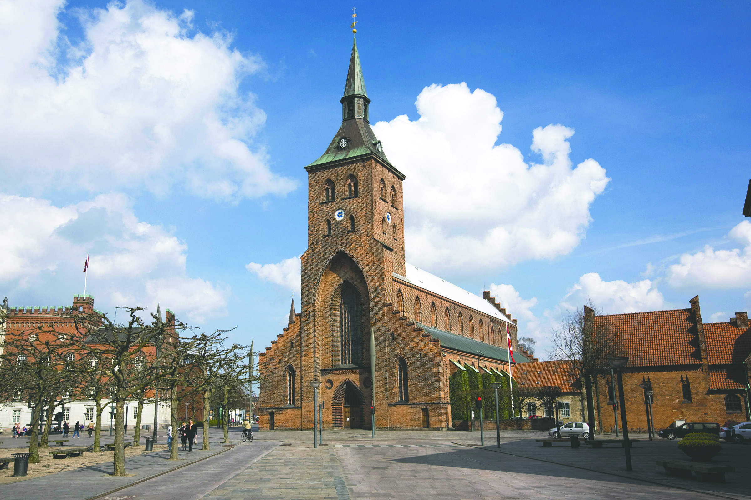 Affugtning og fugtkontrol til Odense Domkirke Affugtning og fugtkontrol til Odense Domkirke